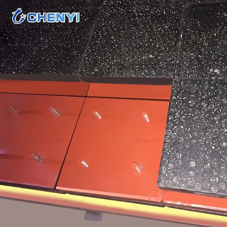 Mine Duty Ceramic Conveyor Wear Liner